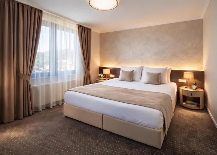Nobel West Hotel